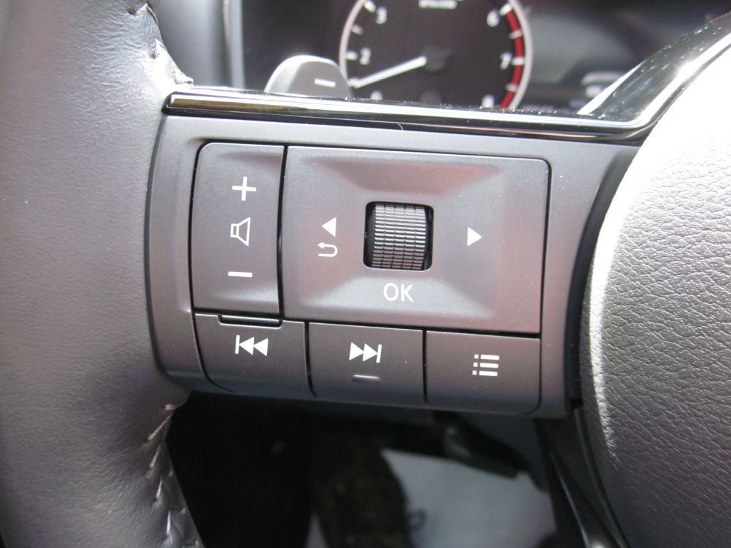 2023 Nissan Rogue Image 81