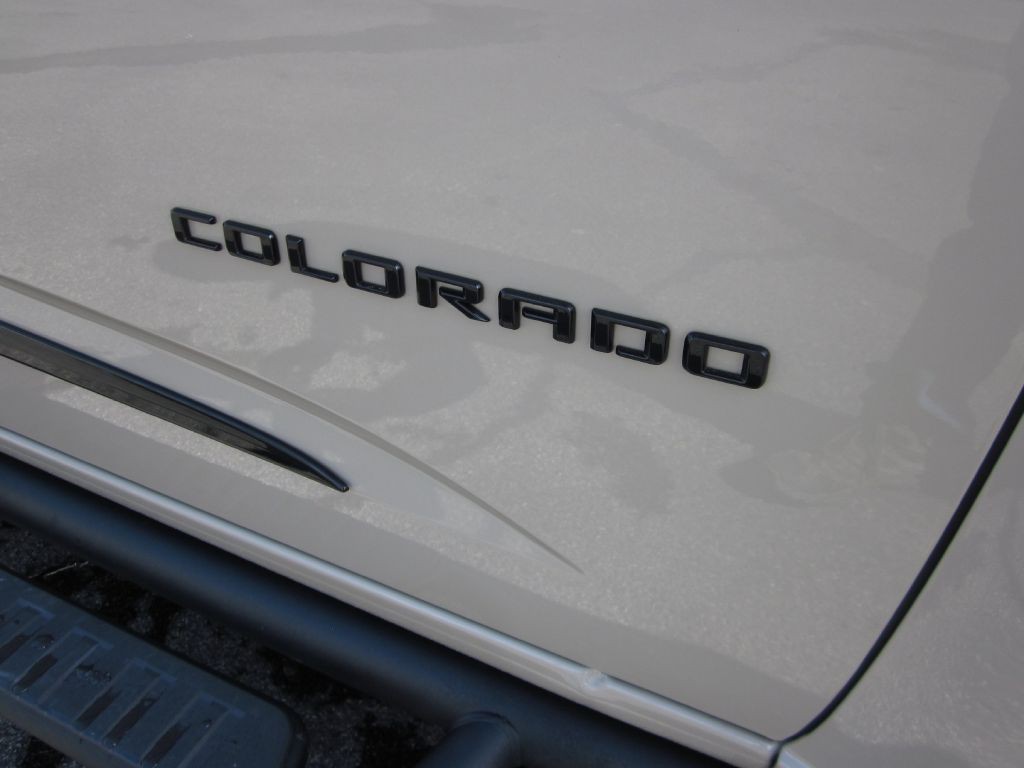 2021 Chevrolet Colorado Image 3