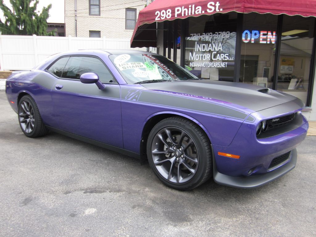 2023 Dodge Challenger Image 1