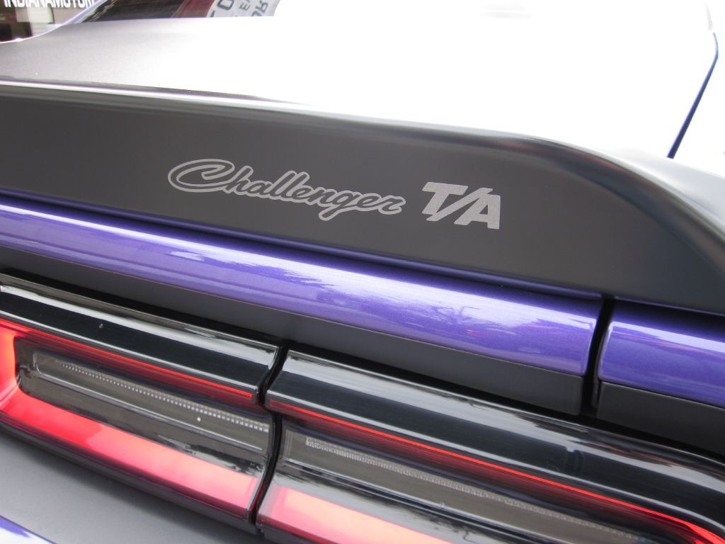 2023 Dodge Challenger Image 13