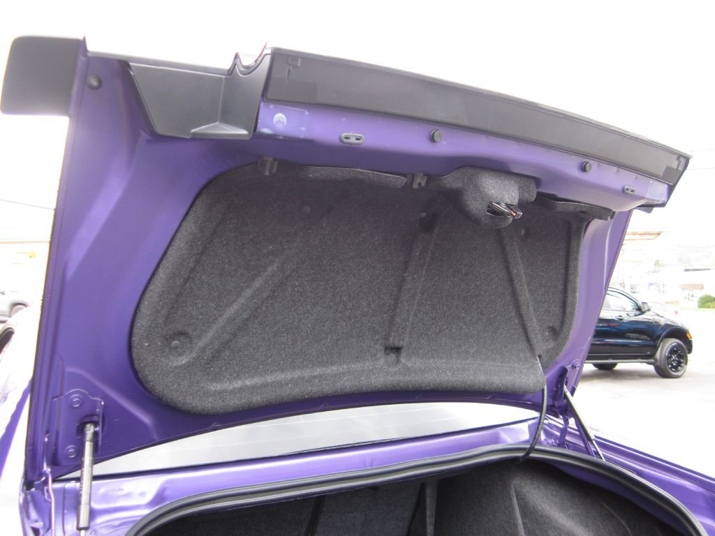 2023 Dodge Challenger Image 40