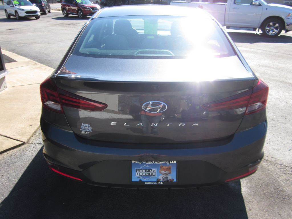 2020 Hyundai Elantra Image 9