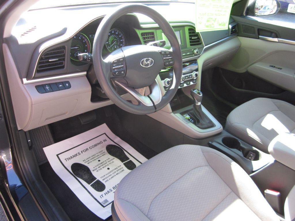 2020 Hyundai Elantra Image 27