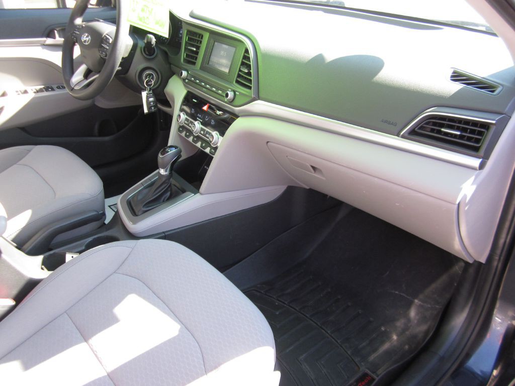 2020 Hyundai Elantra Image 36