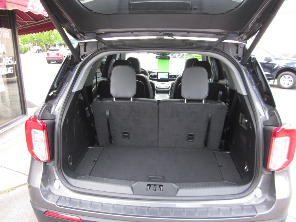 2022 Ford Explorer Image 34