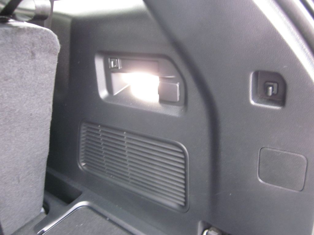 2022 Ford Explorer Image 38