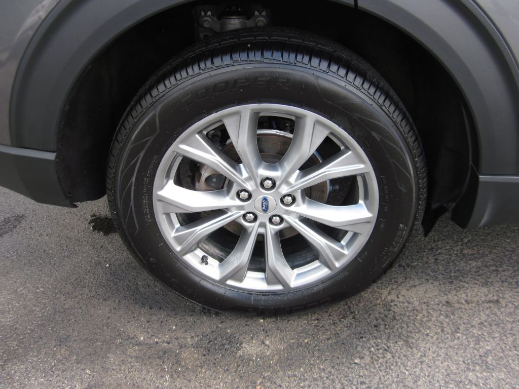 2022 Ford Explorer Image 43