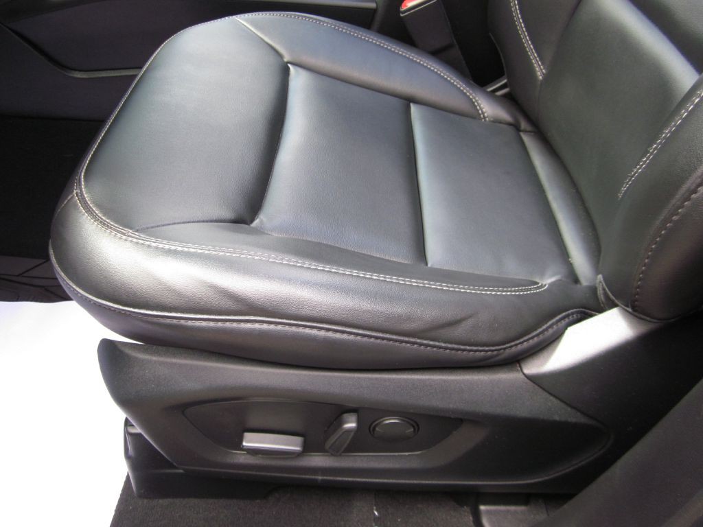 2022 Ford Explorer Image 50