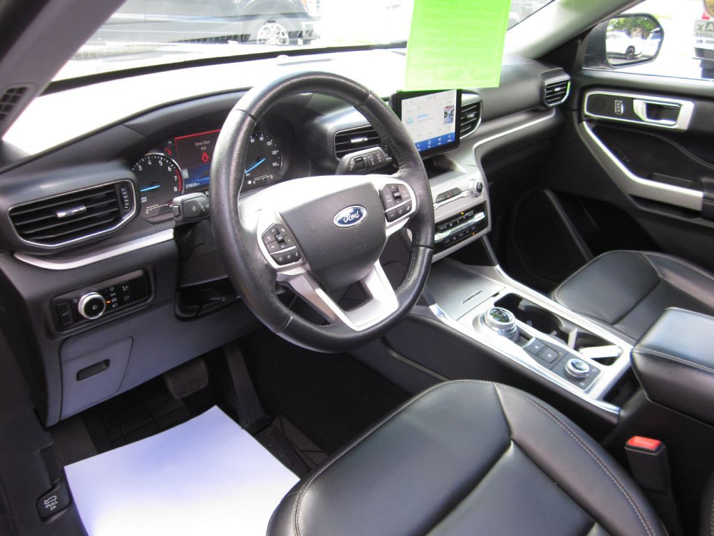 2022 Ford Explorer Image 52