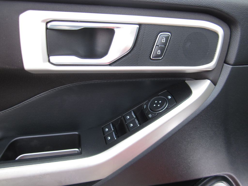 2020 Ford Explorer Image 37