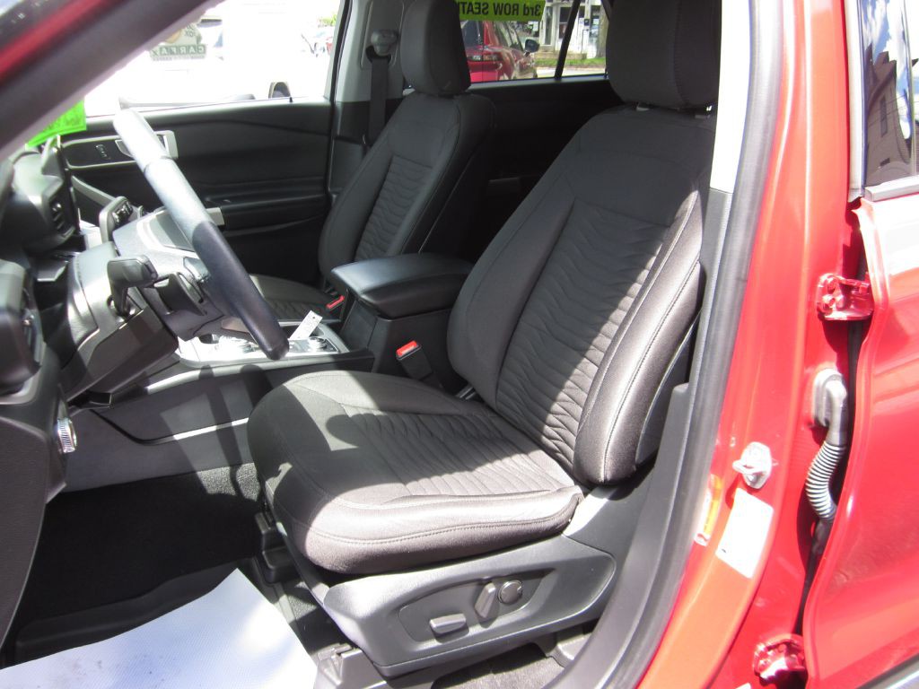 2020 Ford Explorer Image 38