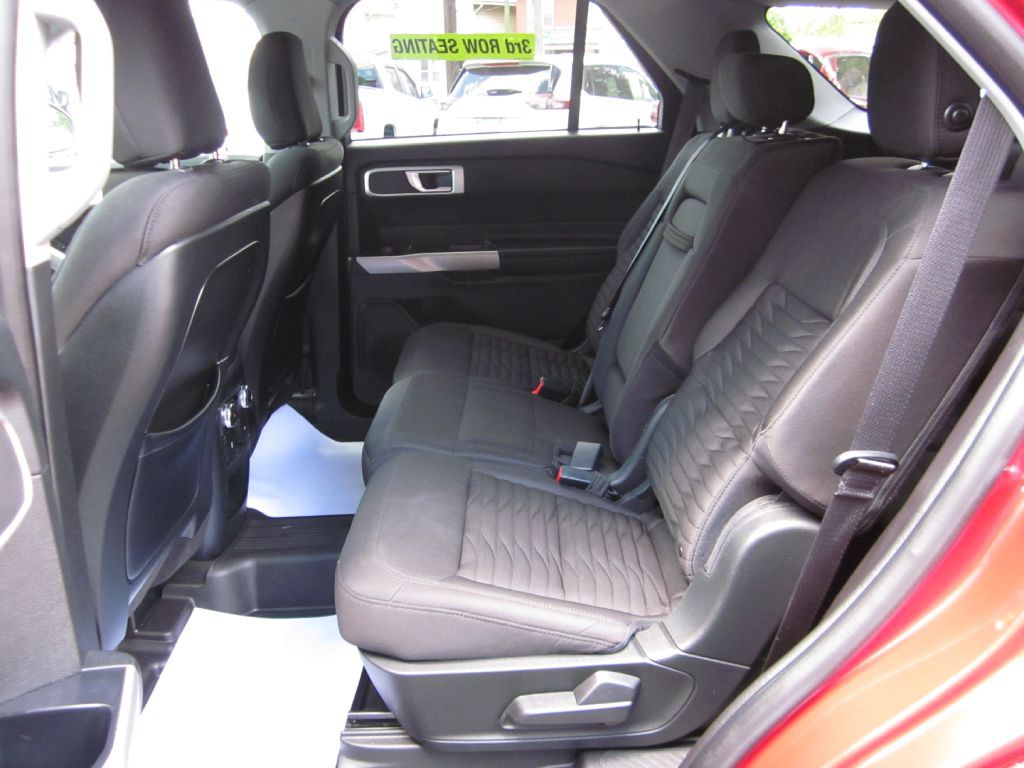 2020 Ford Explorer Image 45