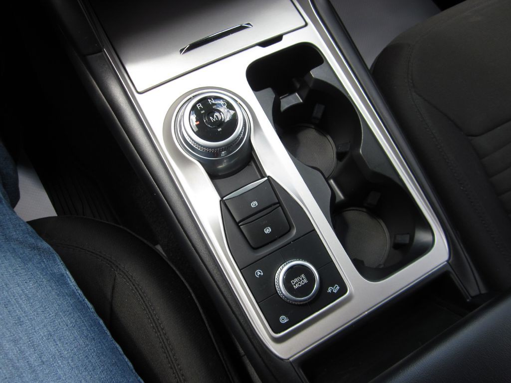 2020 Ford Explorer Image 79