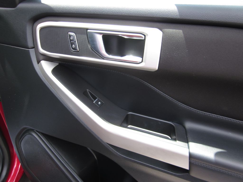 2020 Ford Explorer Image 93