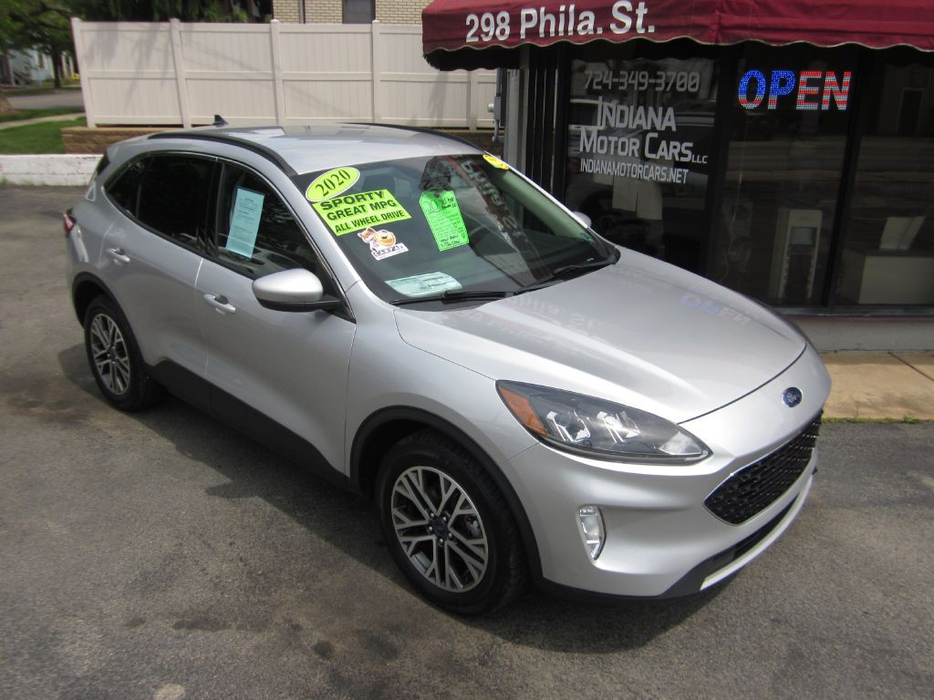 2020 Ford Escape Image 2