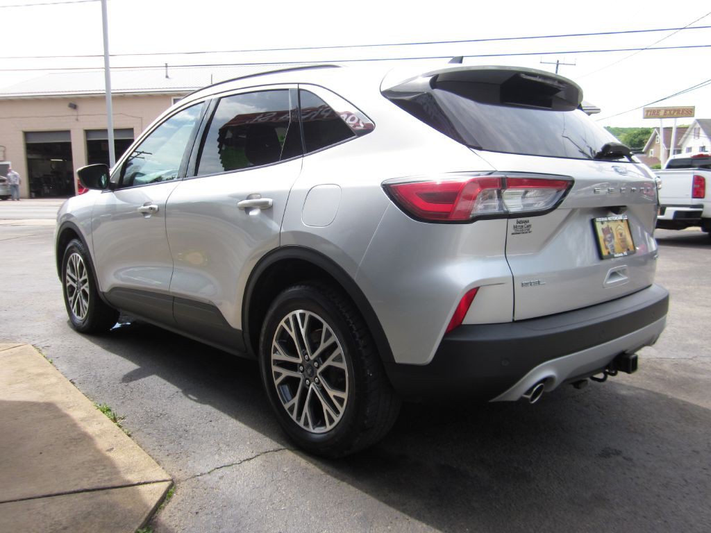 2020 Ford Escape Image 13