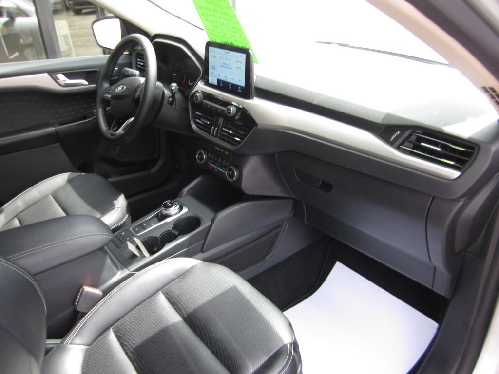 2020 Ford Escape Image 46