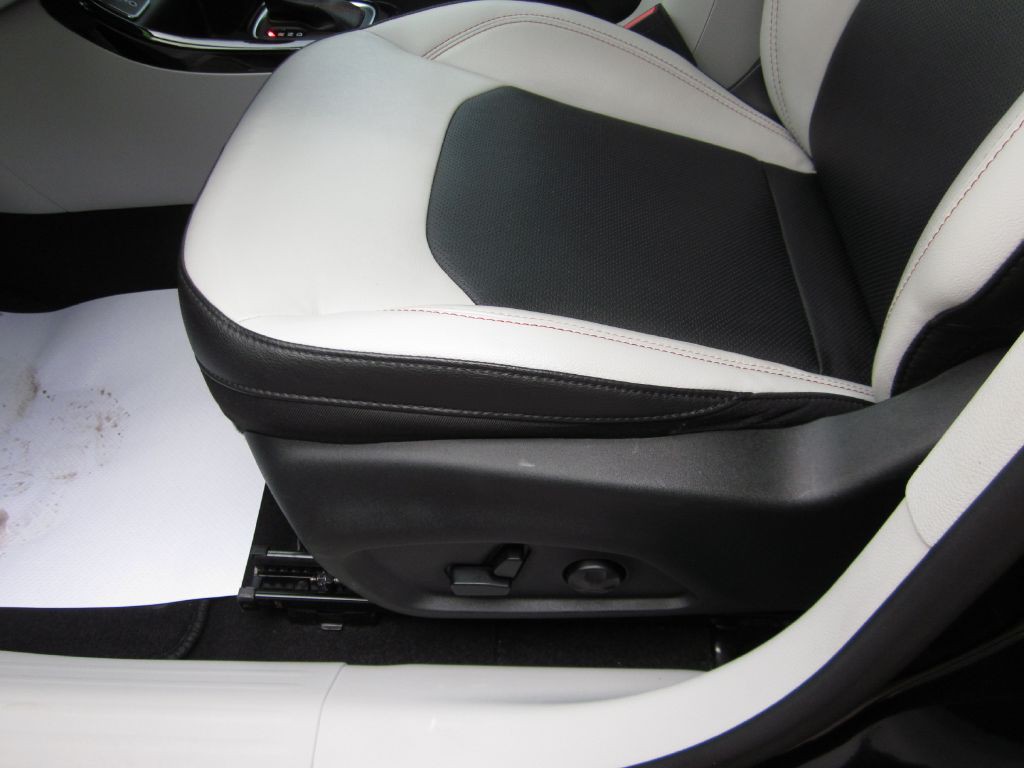 2020 Jeep Compass Image 31
