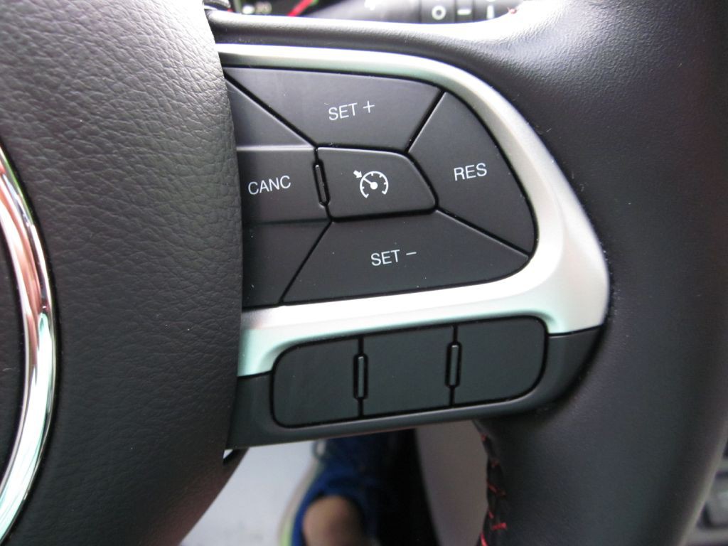 2020 Jeep Compass Image 60