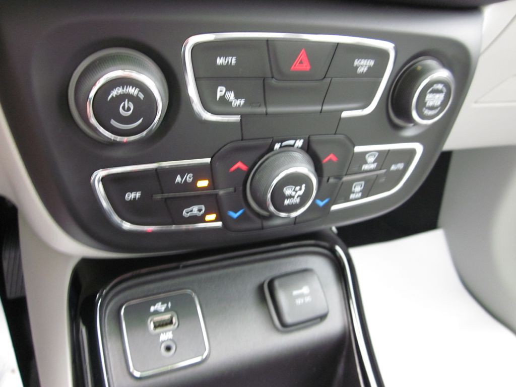 2020 Jeep Compass Image 68