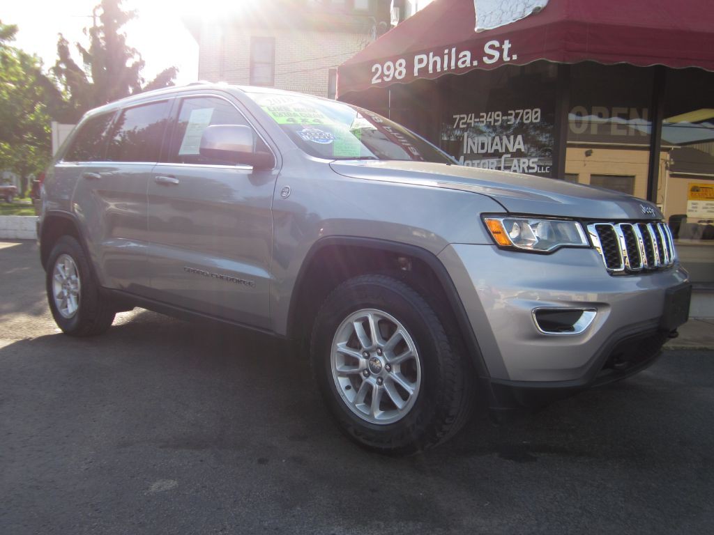 2018 Jeep Grand Cherokee Image 2