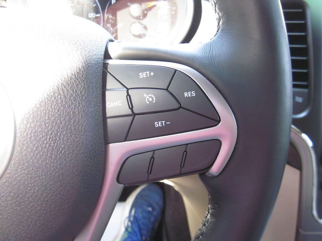 2018 Jeep Grand Cherokee Image 64