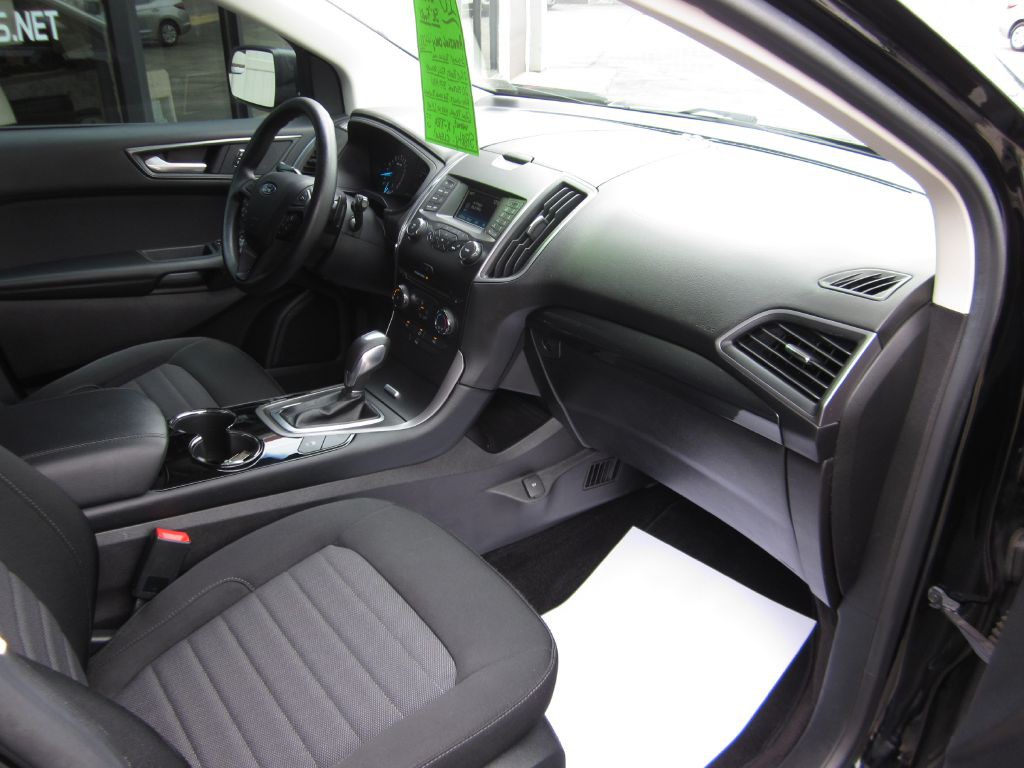 2018 Ford Edge Image 52