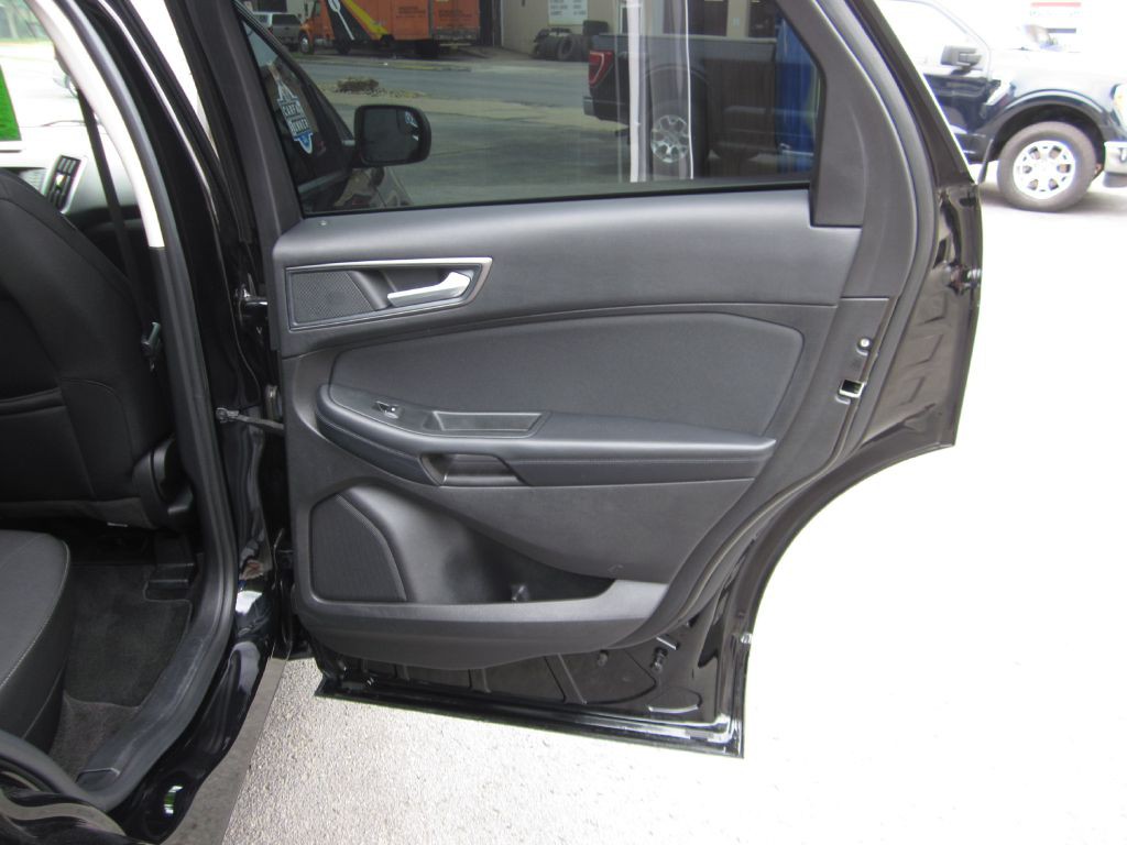 2018 Ford Edge Image 53