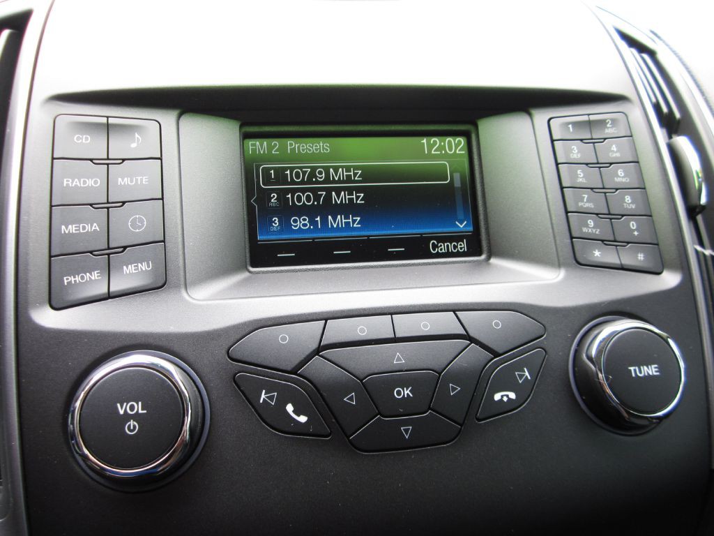 2018 Ford Edge Image 68
