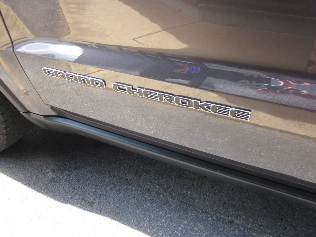 2019 Jeep Grand Cherokee Image 16