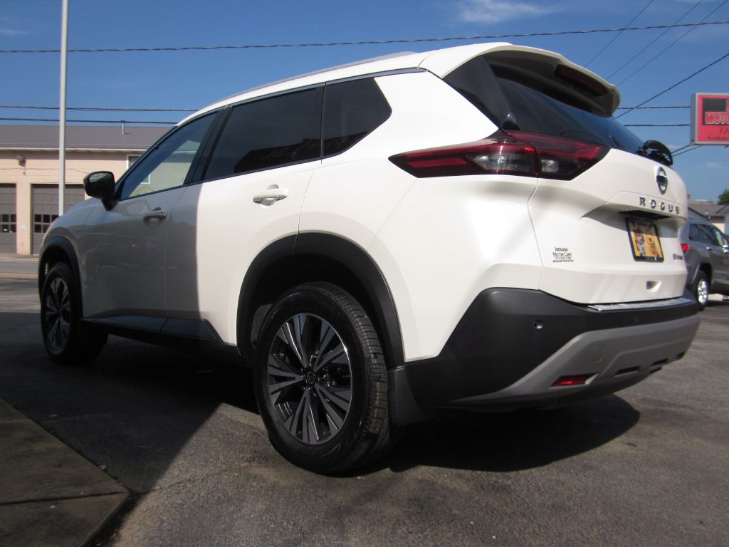 2021 Nissan Rogue Image 16