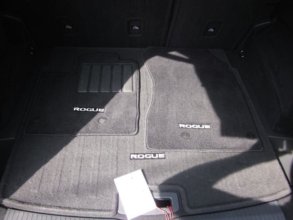2021 Nissan Rogue Image 38