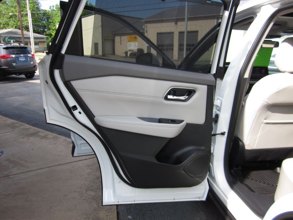 2021 Nissan Rogue Image 50