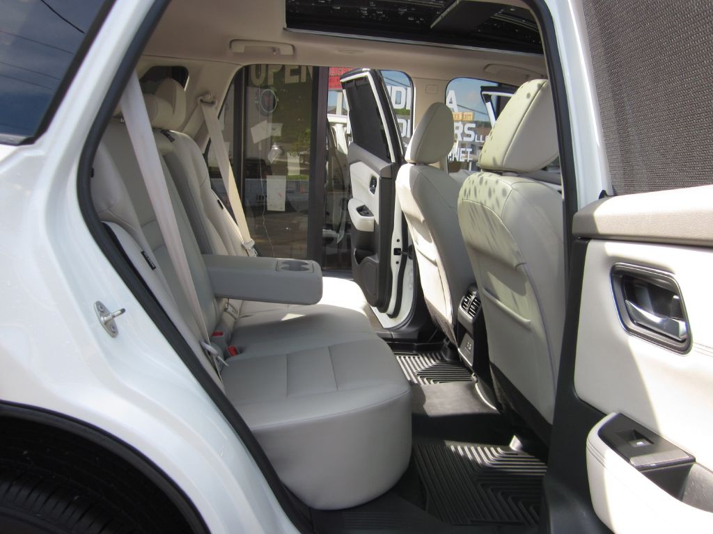 2021 Nissan Rogue Image 64