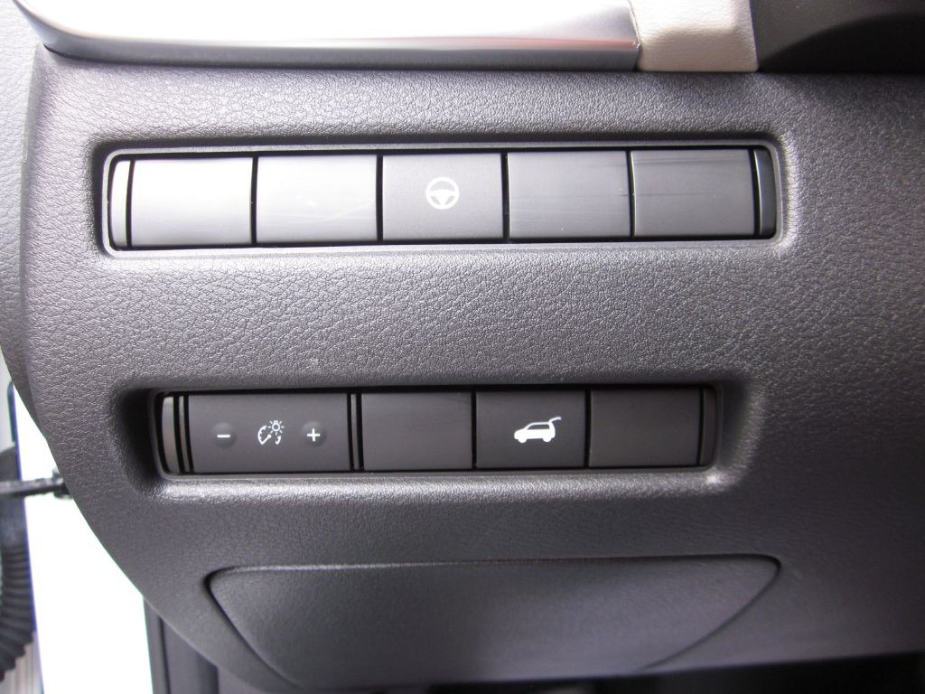 2021 Nissan Rogue Image 91