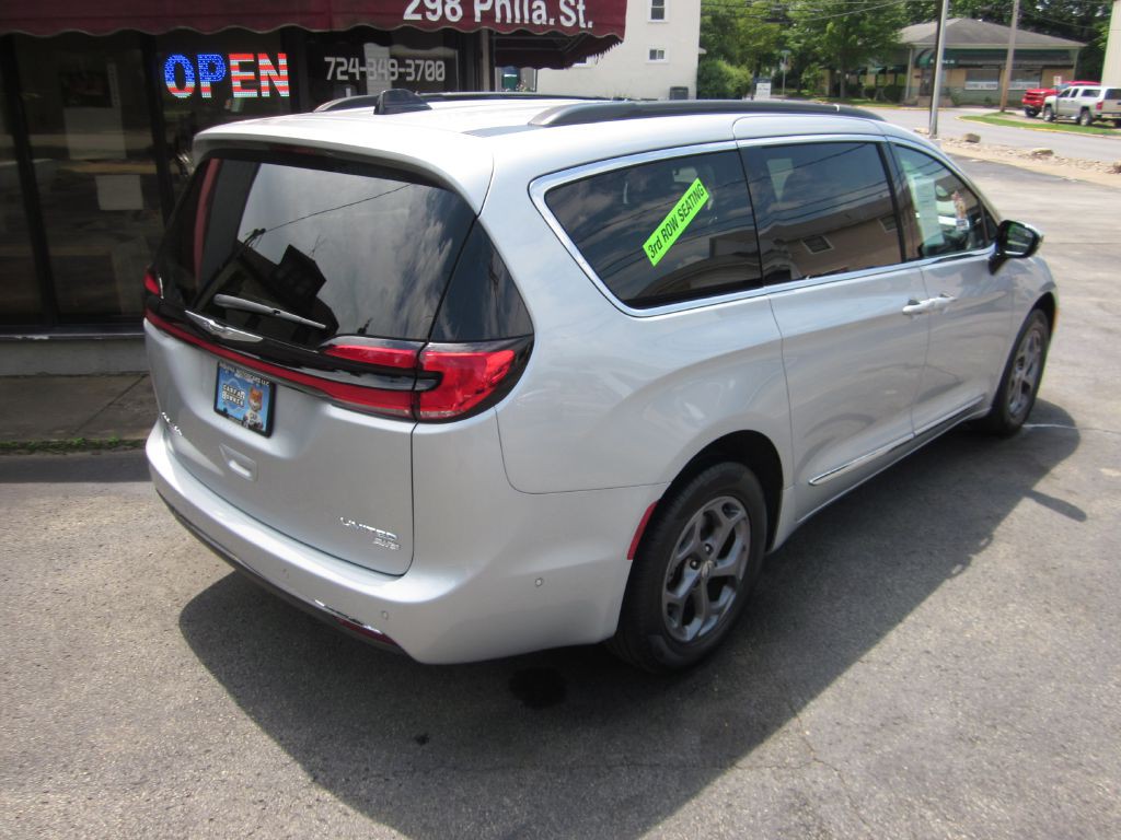 2023 Chrysler Pacifica Image 6