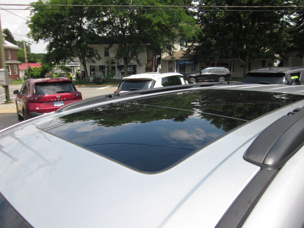 2023 Chrysler Pacifica Image 17