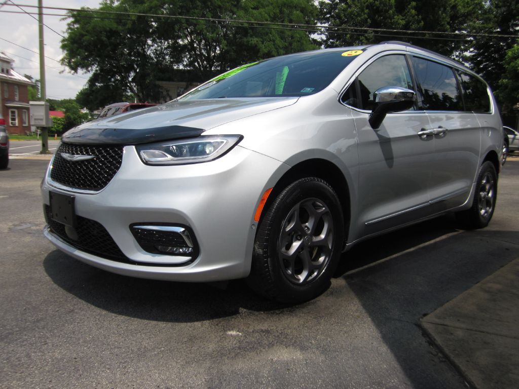 2023 Chrysler Pacifica Image 19