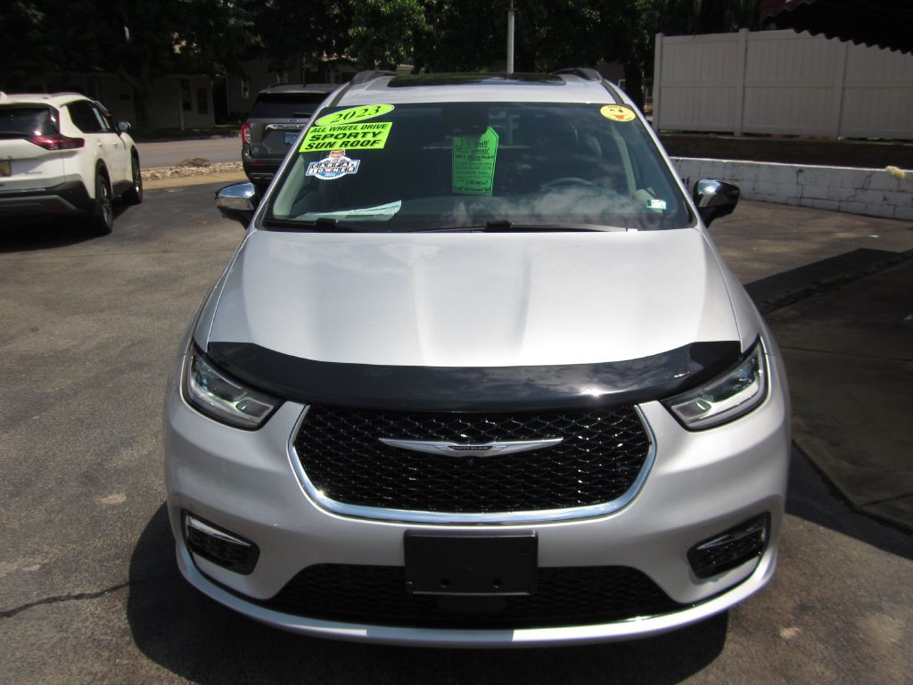 2023 Chrysler Pacifica Image 26