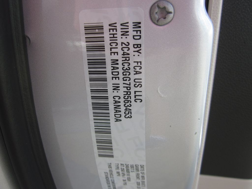 2023 Chrysler Pacifica Image 35