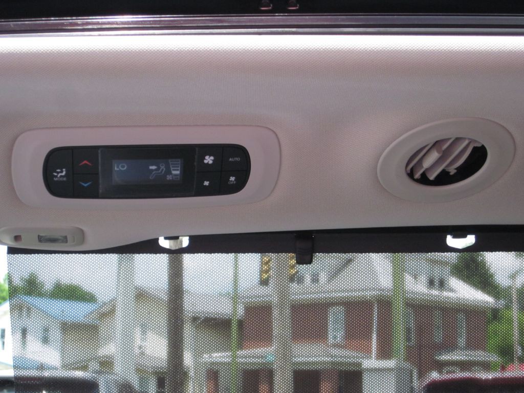 2023 Chrysler Pacifica Image 46
