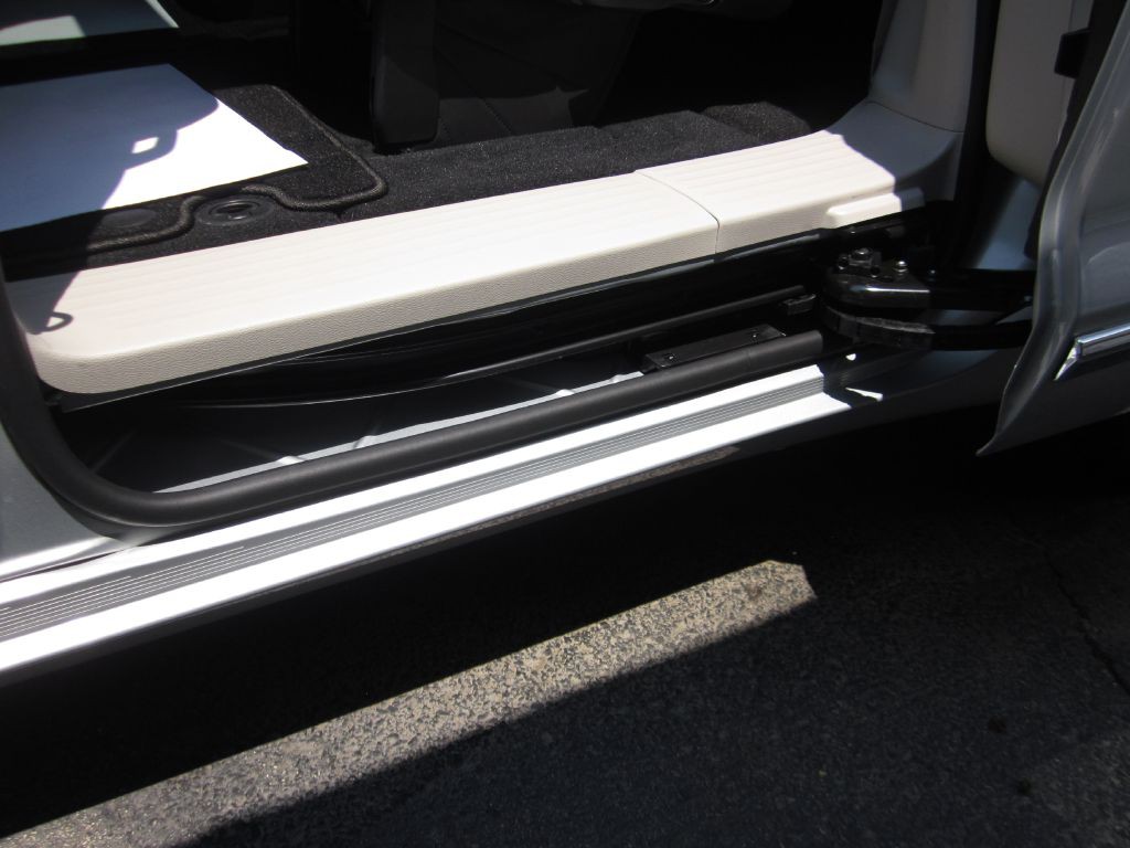 2023 Chrysler Pacifica Image 48