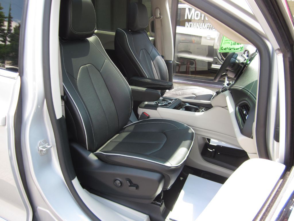 2023 Chrysler Pacifica Image 53