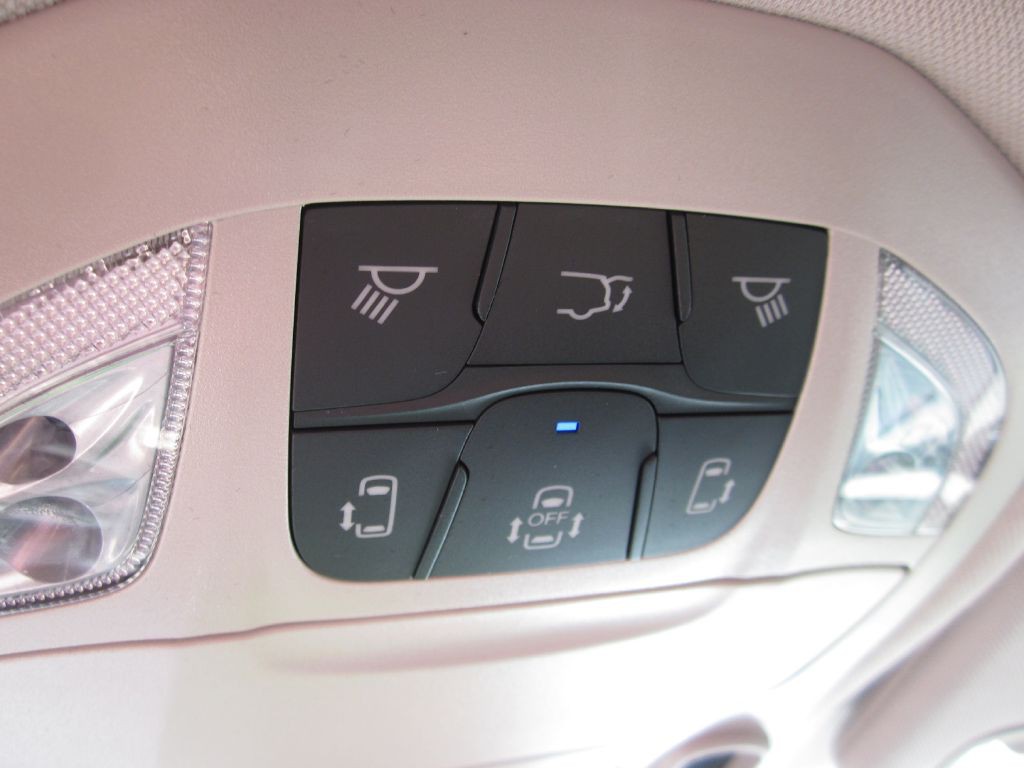 2023 Chrysler Pacifica Image 89
