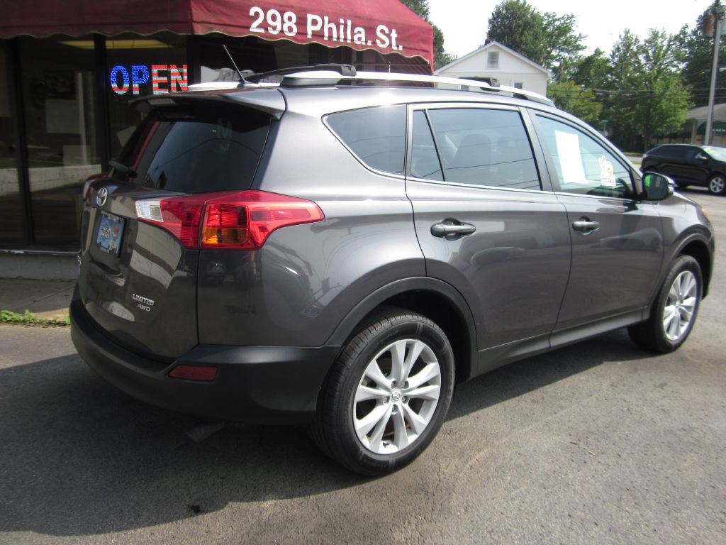 2015 Toyota Rav4 Image 5