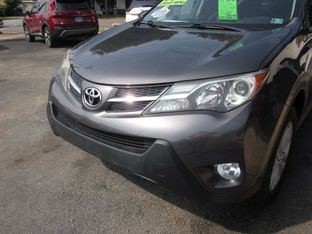 2015 Toyota Rav4 Image 16