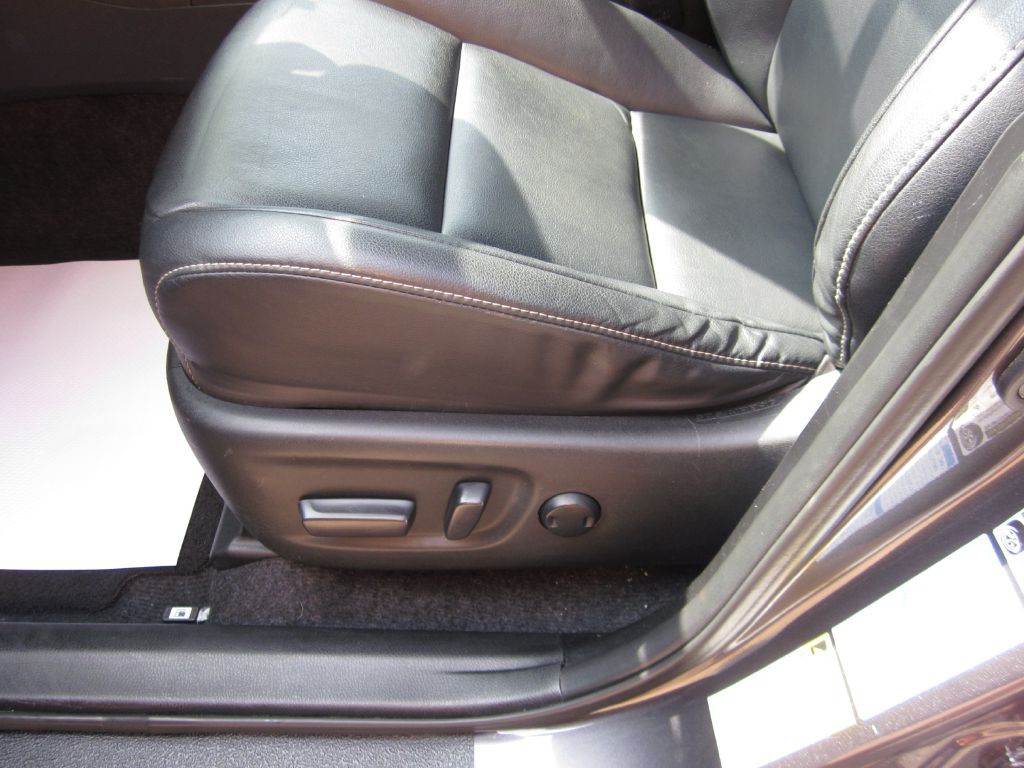 2015 Toyota Rav4 Image 31