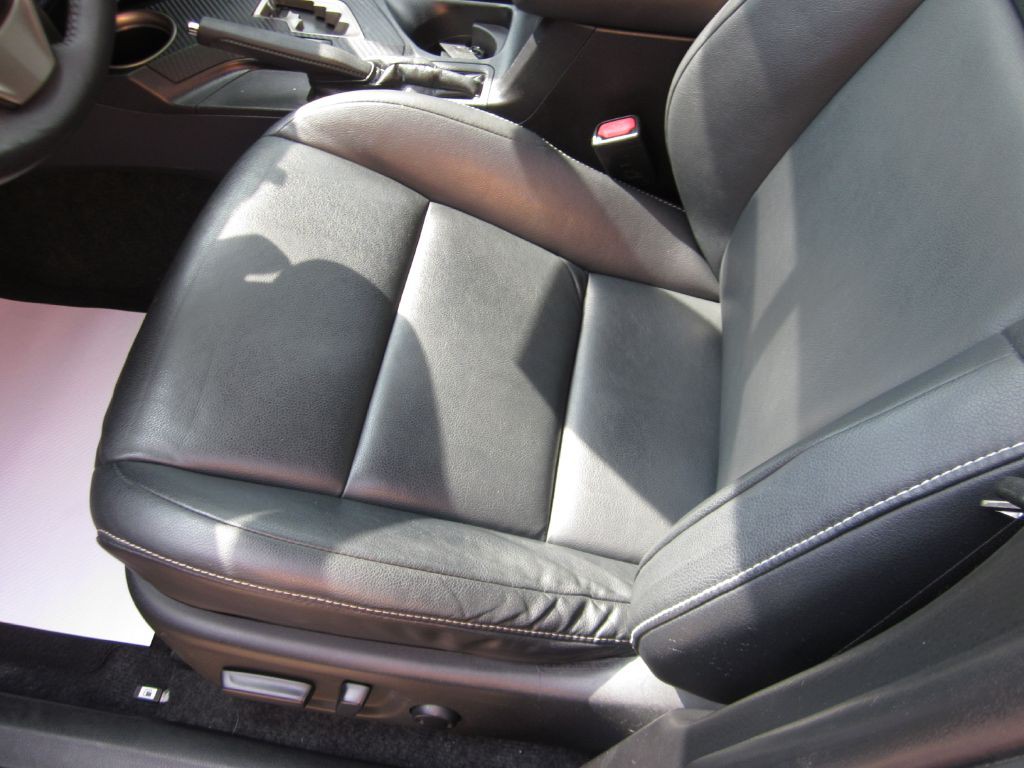 2015 Toyota Rav4 Image 32