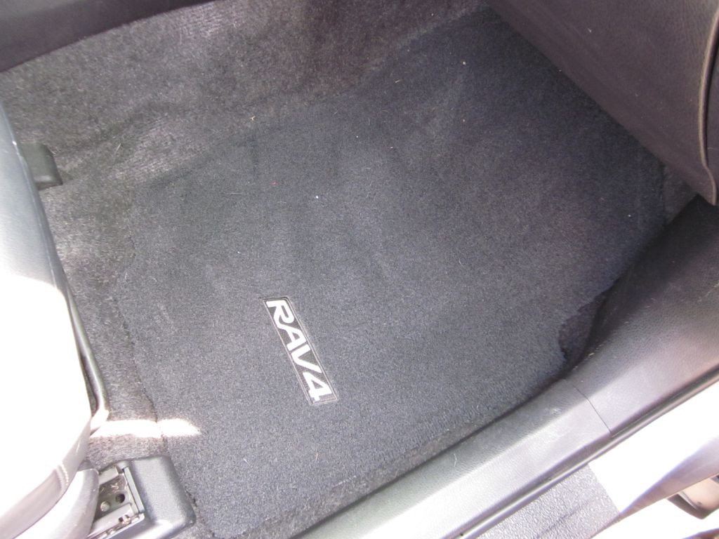 2015 Toyota Rav4 Image 47