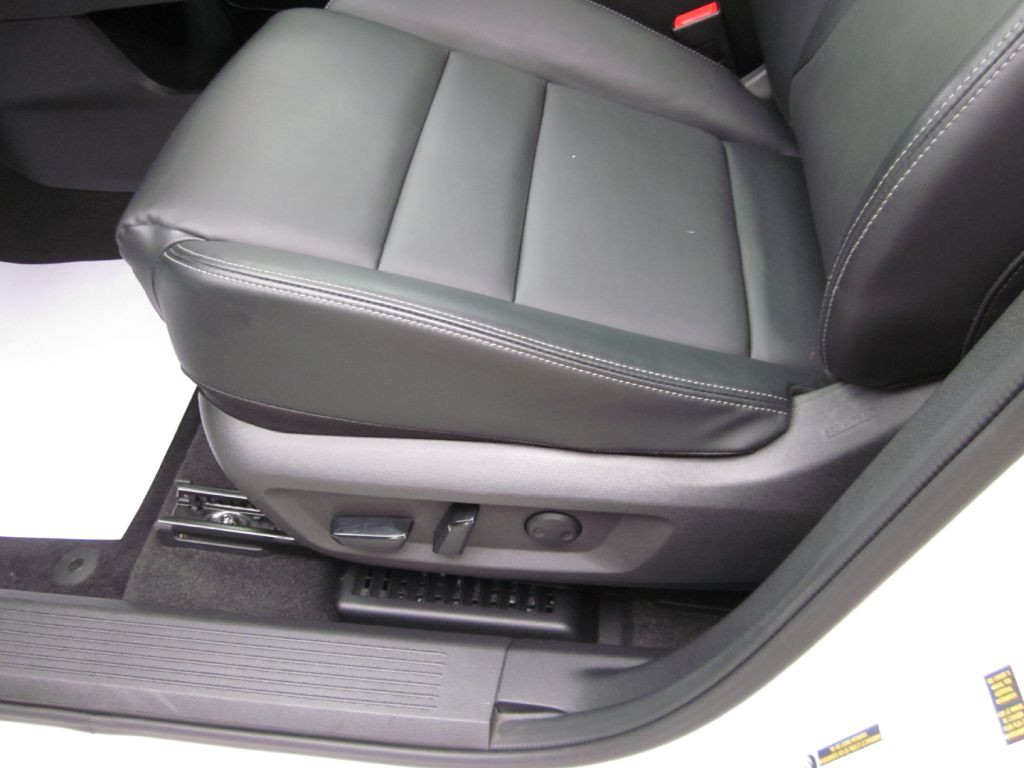 2023 Nissan Rogue Image 39